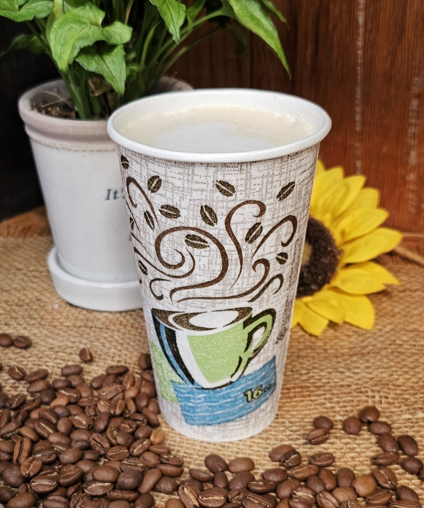 Latte 16 oz - The Country Barn